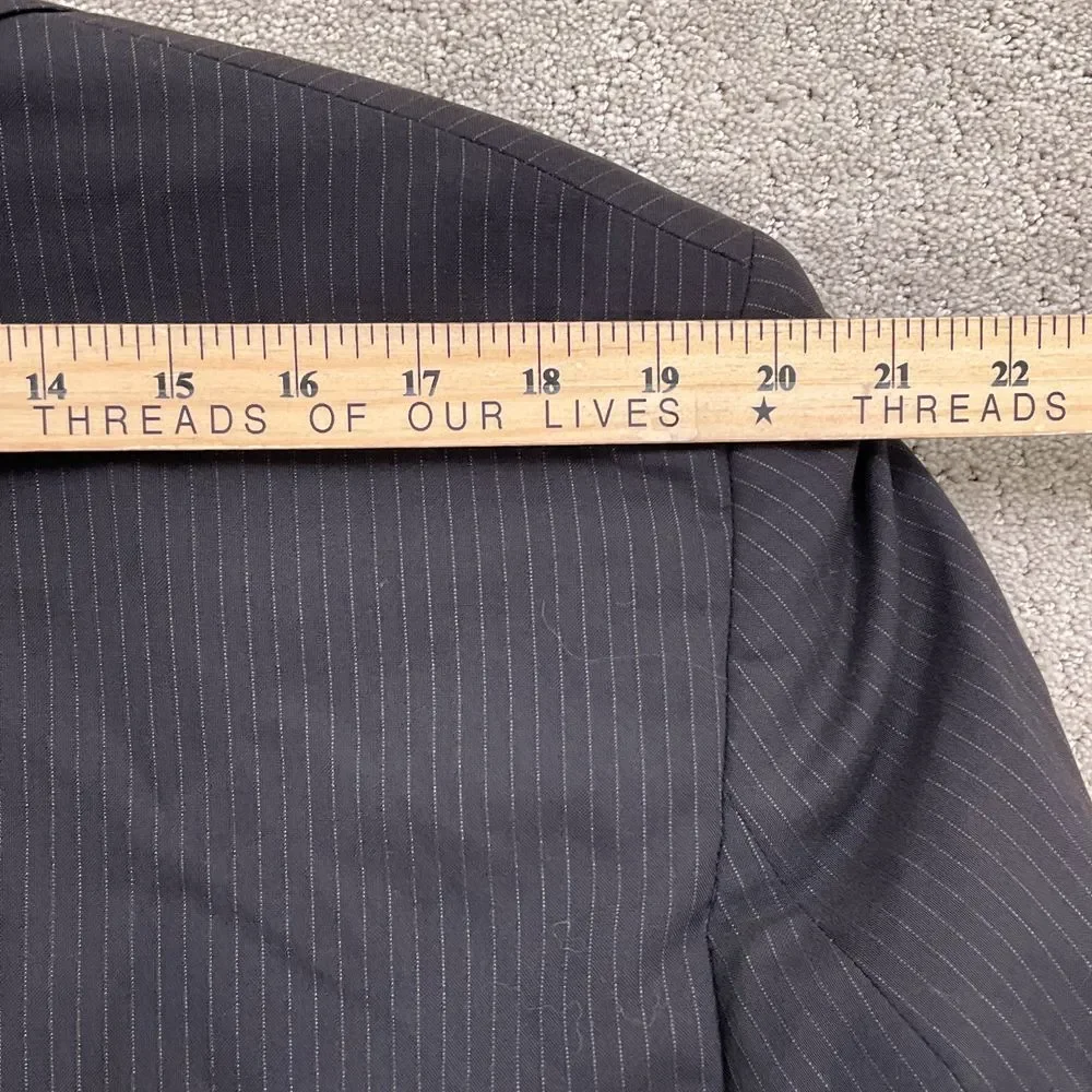 Jos A Bank Signature Suit Men 43R‎ 31W 32L Black Pinstripe Classic Career Wool